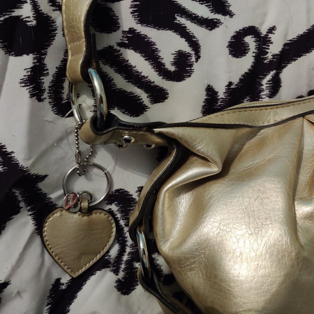 Gold Handbag - Picture 4 of 4